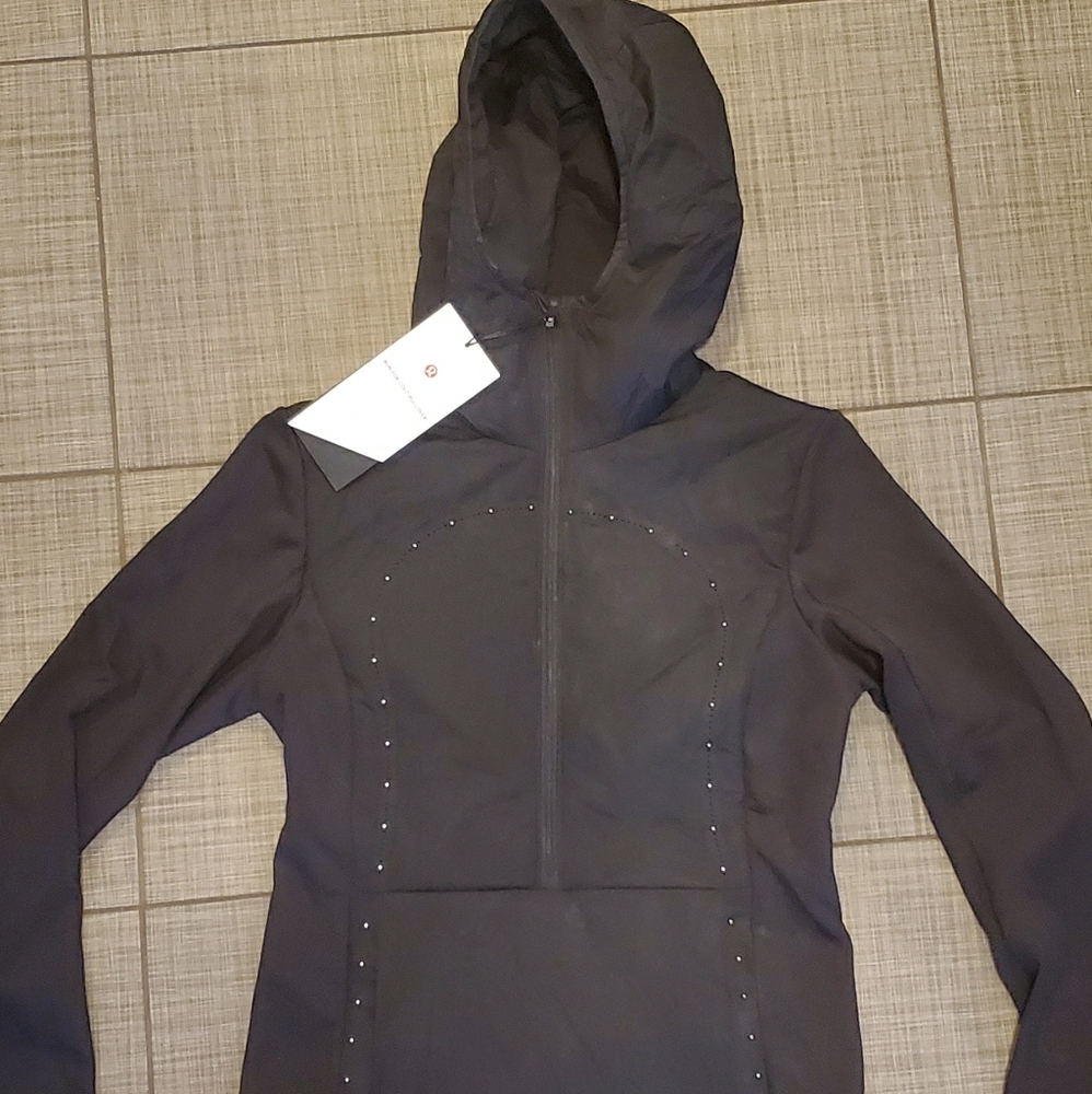 Lululemon Run for Cold Pullover